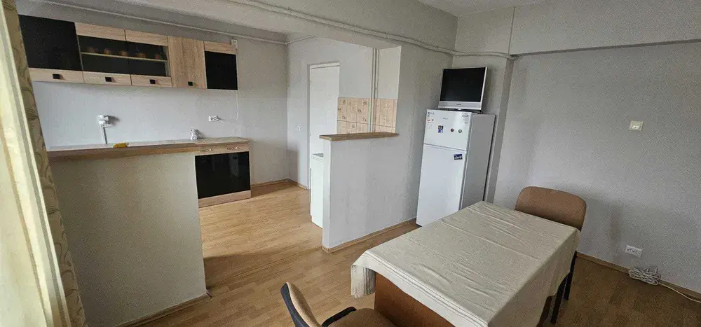 Inchiriere apartament 2 camere decomandat 70 mp Alexandru cel Bun Bacau